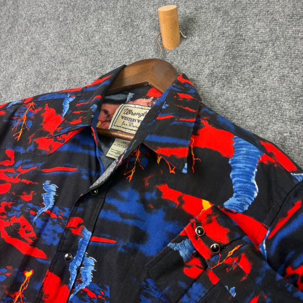 Wrangler Western Shirt Womens L Black Red Blue Tornado Lightning Print Cotton